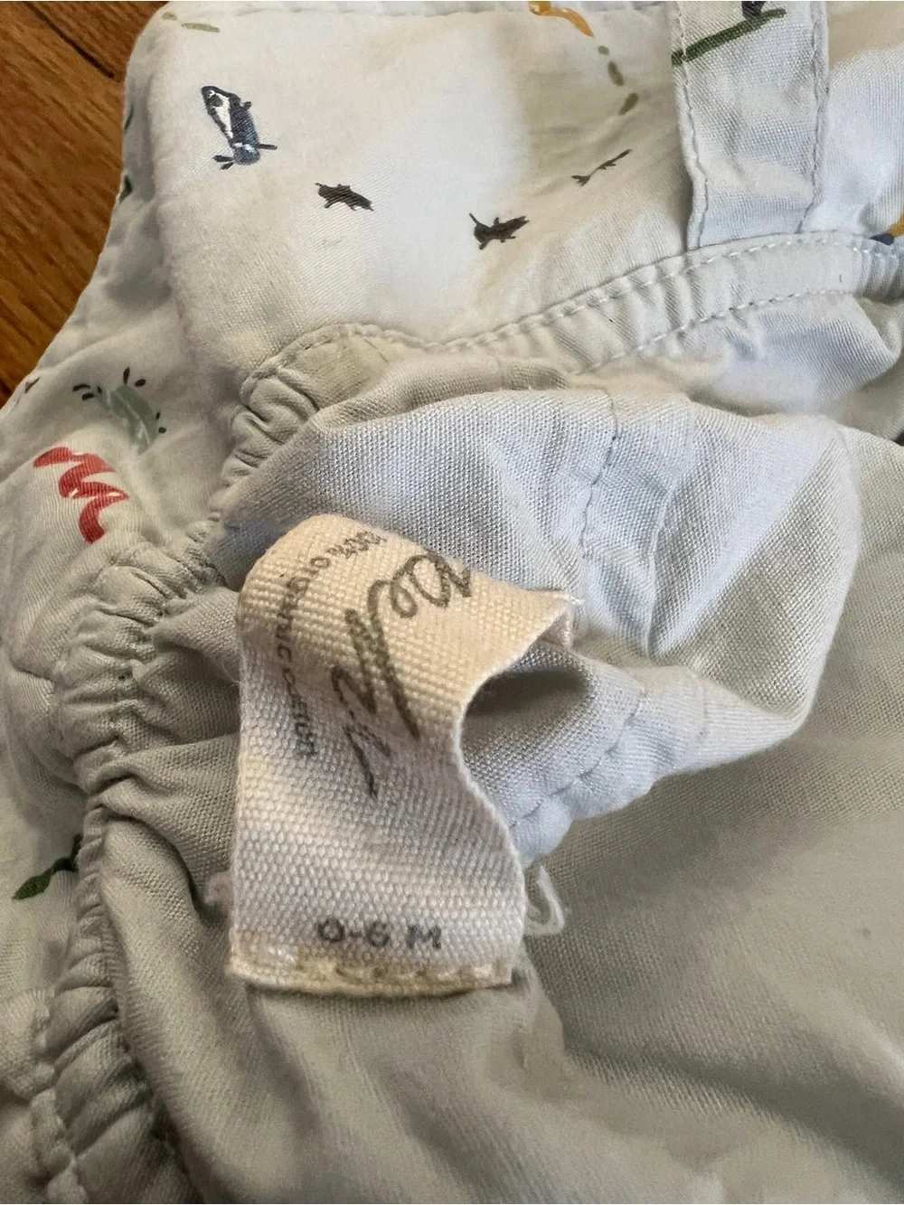 Pehr crawling critters baby bucket hat bug print 0-6m NWOT rare
